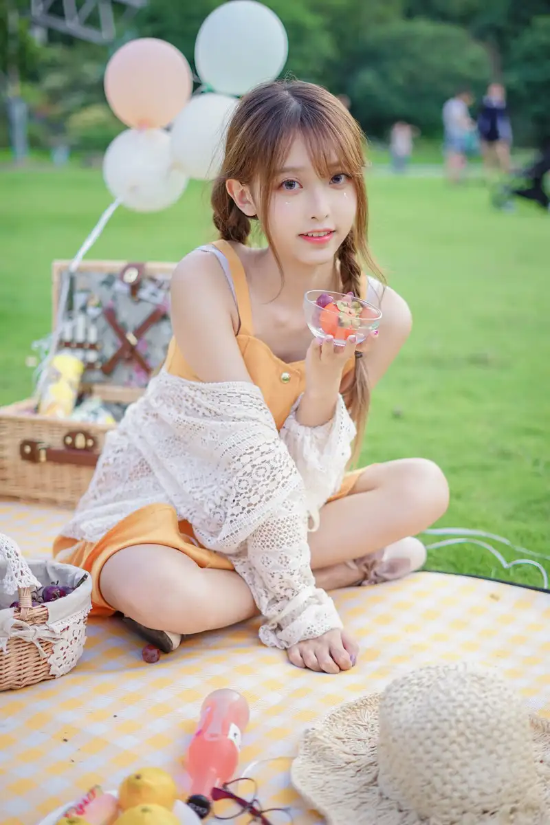 Привет я написал приложение с помощью flask python С помощью метода POST загружаю JSON Теперь мне нужно чтобы flask обработал принятый JSON записал куда то и вывел на html страницу