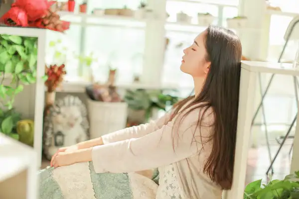 生成带中文注释的C#类：EAITask	Boolean	当前任务是否为外部任务这类任务不需要工作流引擎驱动用于统一企业工作中心的方案IOBD	String	业务域ID该实例属于某类业务域如电信的OSS、BSS、MSSIOC	String	自定义ID这是一个开放的自定义项可根据管理需要定义规则名称和规则项IOR	String	组织区域ID该实例属于某组织区域的业务数据如中国大陆、东南亚、北美IOS	