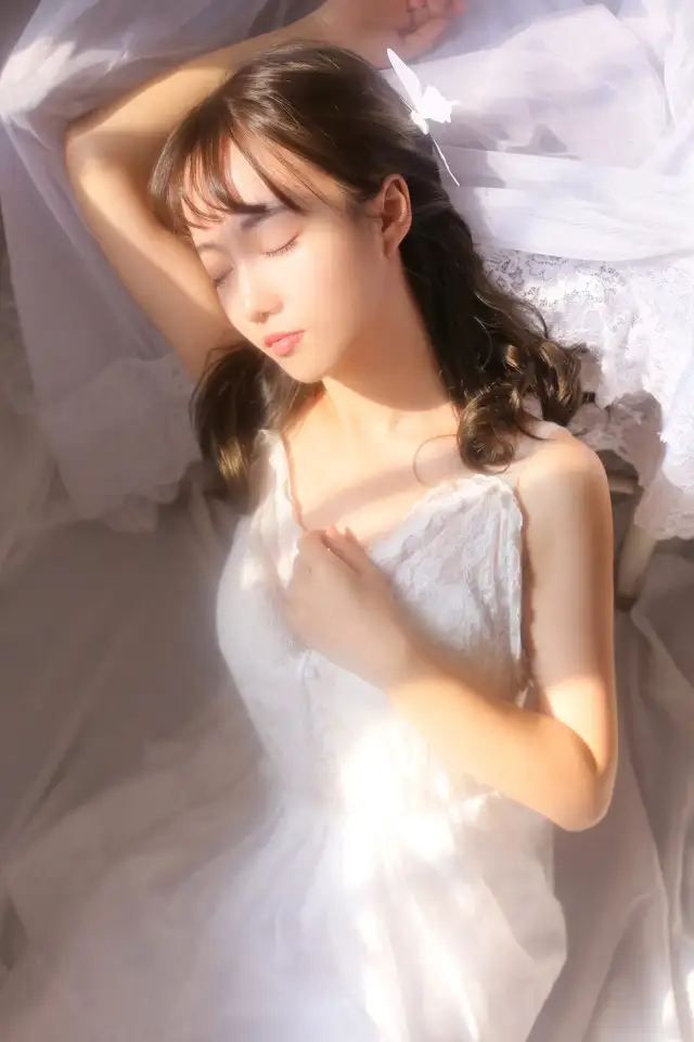 写一段关于基于web的停车场管理系统的实现的毕业论文总结600字